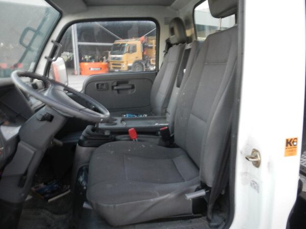 Nissan CABSTAR 35 – Image 8