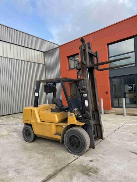 Caterpillar DP40KL