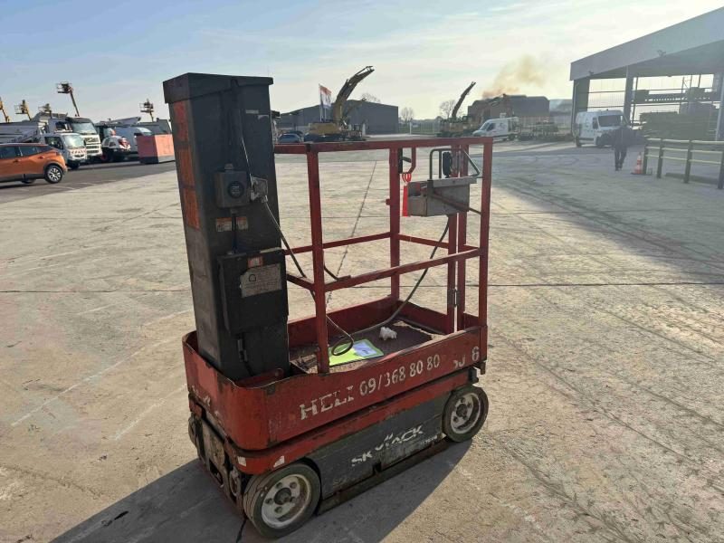 Skyjack SJ16